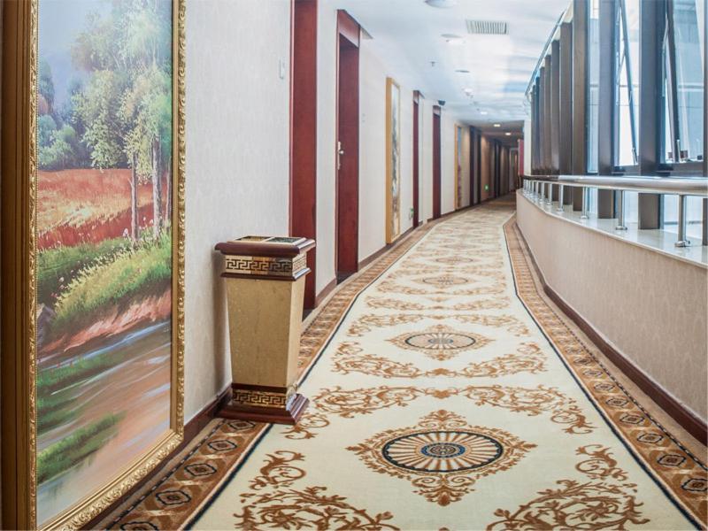 Vienna Hotel Shenzhen Yinhu Bus Station エクステリア 写真